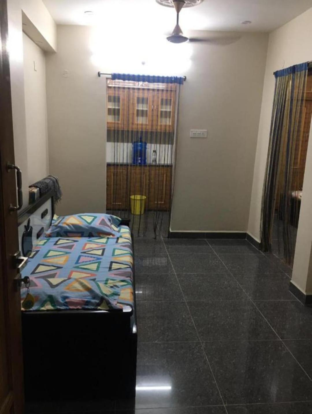 Anandi Homestays Tirupati Exteriör bild