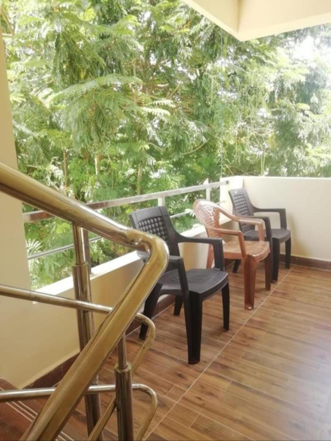 Anandi Homestays Tirupati Exteriör bild